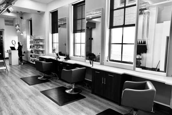 Get the Trendy Look with Arrow Haircuts