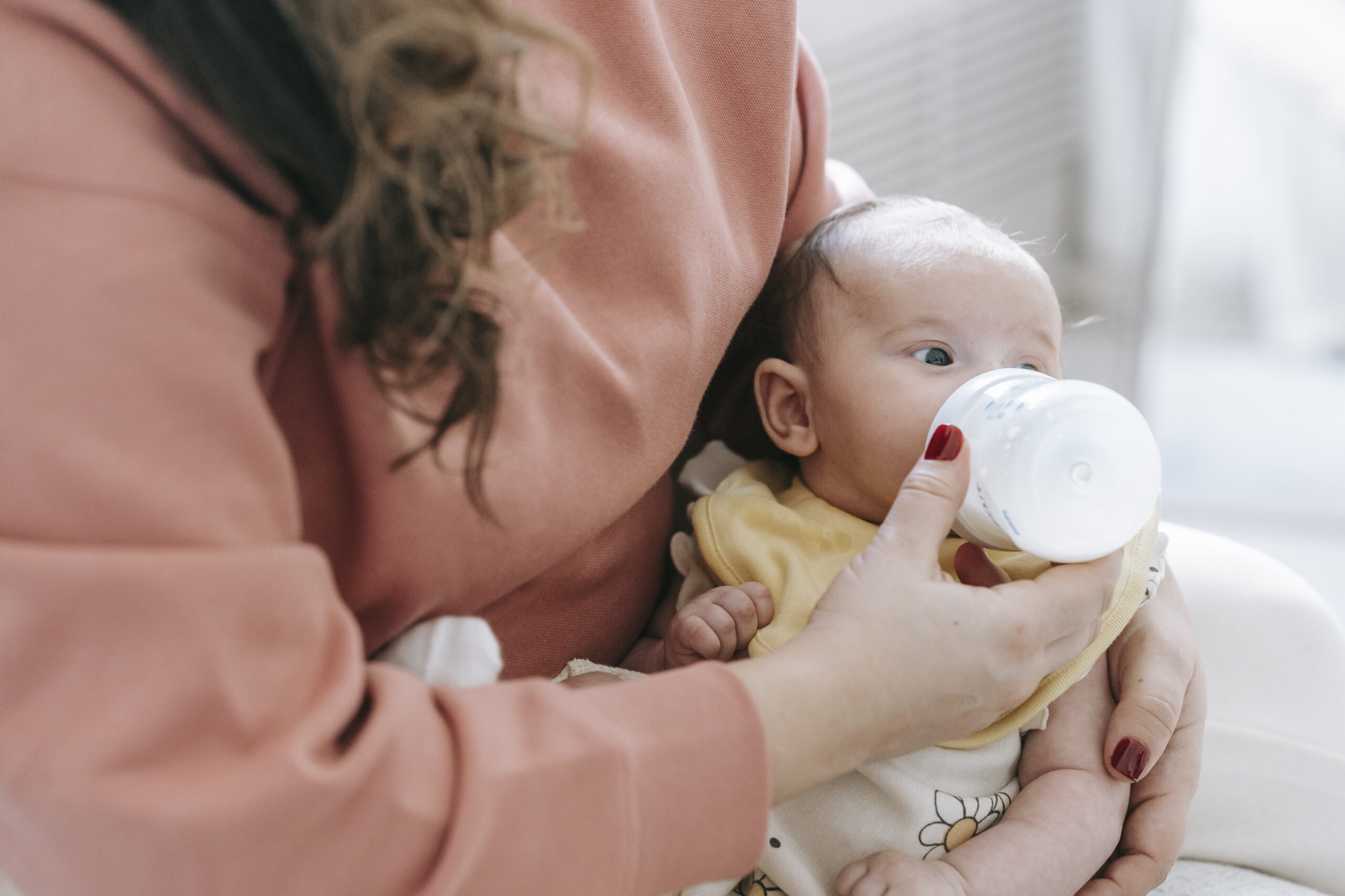 How Formula Milk Marketing Shapes Our Choices in Infant Nutrition