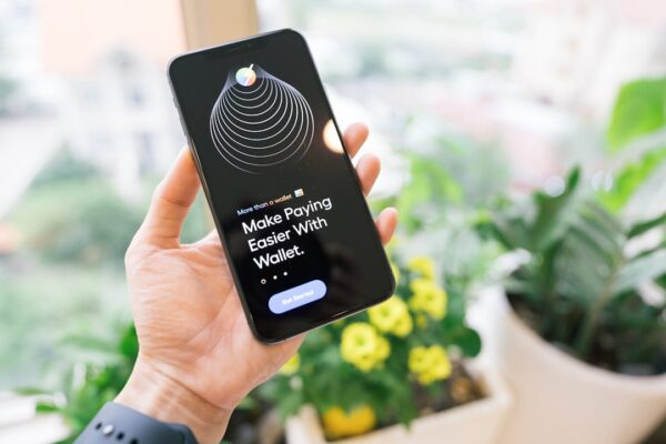 How Long Do iPhones Last: A Comprehensive Guide